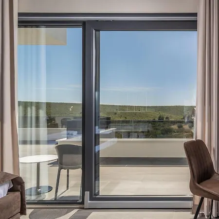 One Zadar * Debeljak