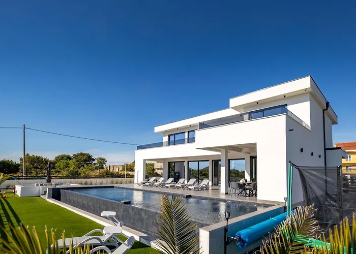 Вилла One Zadar *